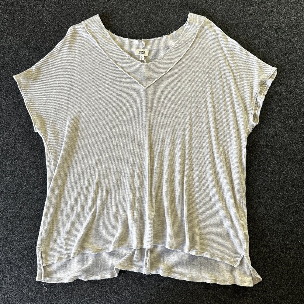 BKE Womens Gray Waffle Knit V-Neck Short Sleeve Top Oversized T16284C Small
